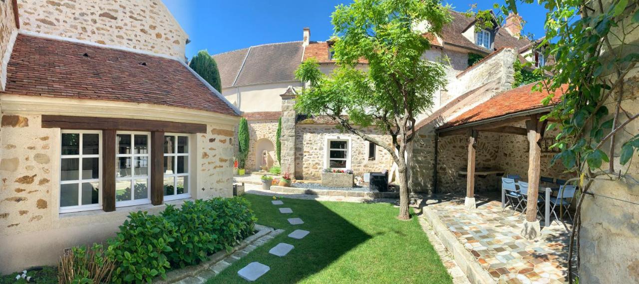 La Maison D'Emilie - Chambres D'Hotes Chaumes-en-Brie Exteriör bild
