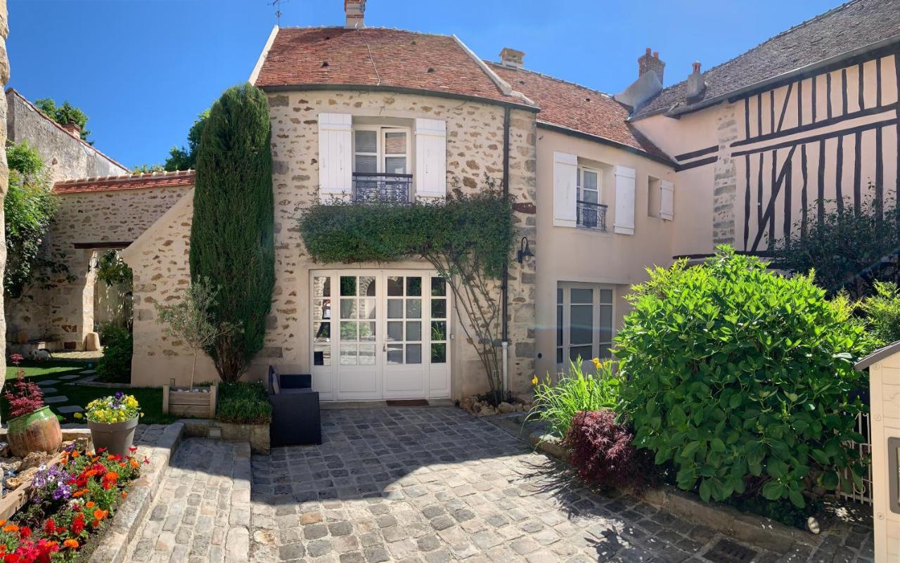 La Maison D'Emilie - Chambres D'Hotes Chaumes-en-Brie Exteriör bild