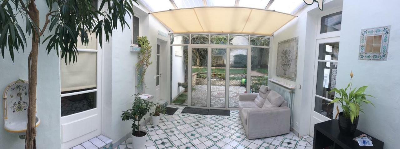 La Maison D'Emilie - Chambres D'Hotes Chaumes-en-Brie Exteriör bild